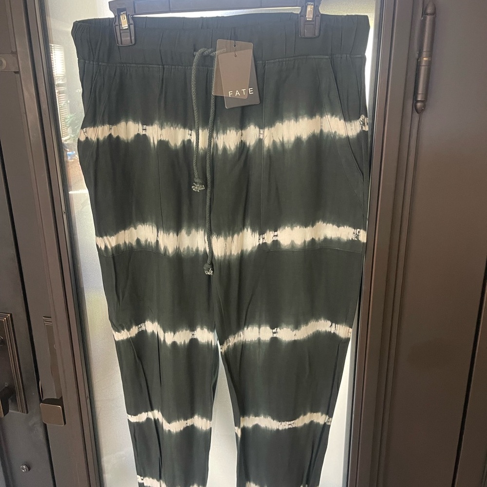 Fate black/ white Tie-Dye Joggers